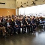 Vertreter:innen der Mitgliedsorganisationen der „Allianz für den freien Sonntag OÖ“ feierten gemeinsam deren 25-jähriges Bestehen im Lentos Kunstmuseum Linz